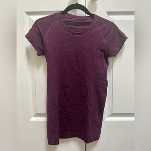 Lululemon Swiftly Tech Short Sleeve Purple Size 6